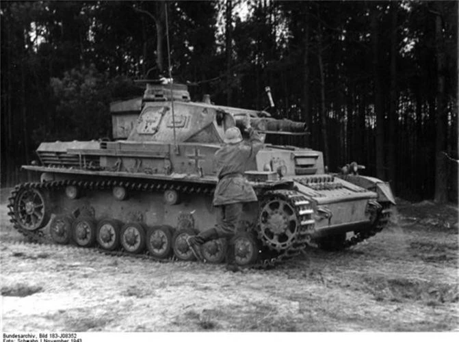 Panzer IV: Kiet tac bang thep cua Duc trong CTTG 2-Hinh-4