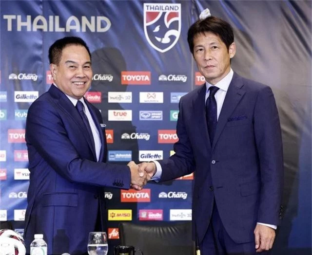 Tân HLV ĐT Thái Lan Akira Nishino sớm chọn 3 cầu thủ sẽ đá chính trận gặp ĐT Việt Nam - Ảnh 1.