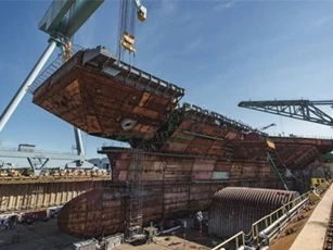 Mỹ đóng sắp xong siêu tàu sân bay Ford thứ hai, Nga mới có mô hình