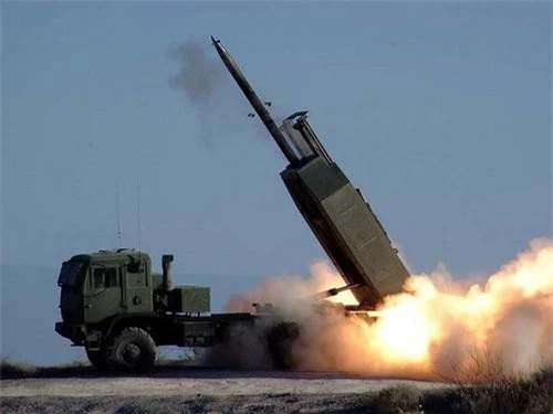 Pháo phản lực phóng loạt HIMARS. Ảnh: Military Today.