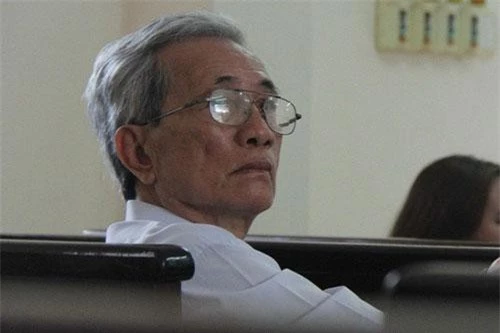 Nguyễn Khắc Thủy, đối tượng bị tuyên án 3 năm tù vì tội dâm ô bé gái sống cùng chung cư Lakeside (TP Vũng Tàu, tỉnh Bà Rịa - Vũng Tàu). Ảnh: Zing.