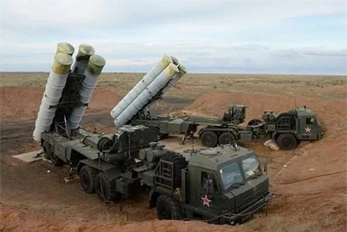 Rồng lửa S-300 của Syria đã lần đầu bị khủng bố tấn công.