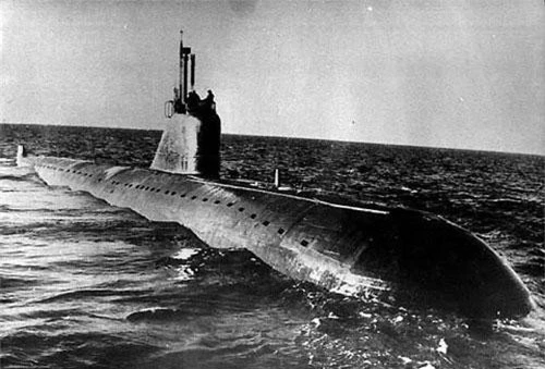 Leninsky Komsomol hay còn gọi K-3 là tàu ngầm nguyên tử đầu tiên của Liên Xô. Đây là tàu ngầm duy nhất của đề án 627. Tất cả các tàu ngầm sau đó trong dòng tàu ngầm này đều dựa trên kết quả của đề án 627 A.