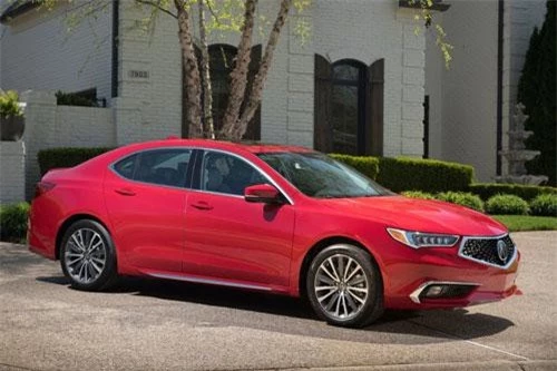 1. Acura TLX 2019 (giá khởi điểm: 33.000 USD).