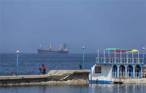 Triều Tiên bắt giữ 17 thủy thủ trên tàu cá Nga