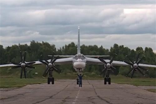 Clip: Nga tung bằng chứng máy bay ném bom của nước này bị chặn trên biển