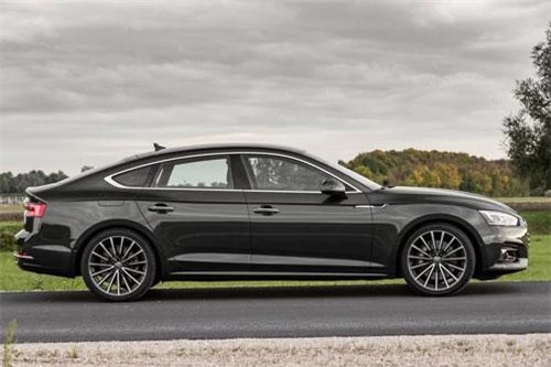 6. Audi A5 Sportback 2019 (giá khởi điểm: 44.200 USD).