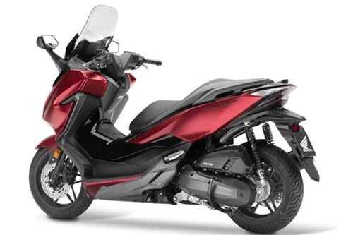 7. Honda Forza 125 2019 (giá: 5.399 euro).