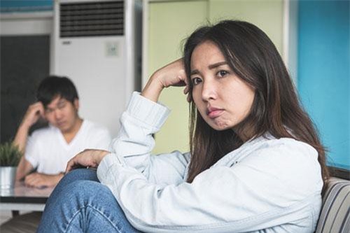 Đến gặp người đàn ông tâm đầu ý hợp trên mạng, kết quả là tôi và cả anh đều "đóng băng" khi thấy mặt đối phương