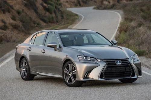 9. Lexus GS 300 2019 (giá khởi điểm: 46.610 USD).