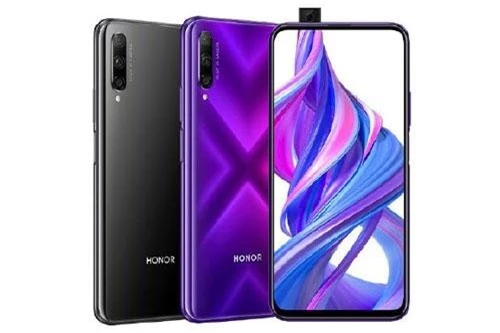 Honor 9X Pro chỉ có 2 màu đen và xanh. Model này sẽ lên kệ tại Trung Quốc từ ngày 9/8. Giá của phiên bản ROM 128 GB là 2.199 Nhân dân tệ (tương đương 7,43 triệu đồng). Phiên bản ROM 256 GB có giá 2.399 Nhân dân tệ (8,11 triệu đồng).