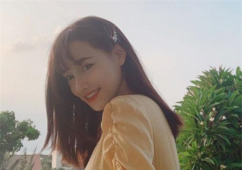 Hậu tin đồn sinh con gái, Nhã Phương trẻ đẹp đến mức nhan sắc còn "đỉnh" hơn cả thời thiếu nữ đôi mươi