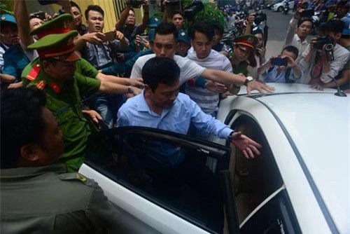 Bị can Nguyễn Hữu Linh tiếp tục bị đề nghị truy tố.