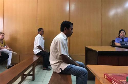 TPHCM: Người anh đề nghị tòa xử nặng em trai