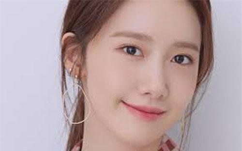 YoonA úp mở về mối quan hệ giữa các thành viên SNSD