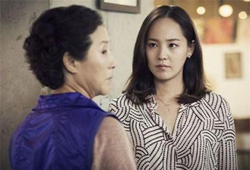 Mẹ chồng vui ra mặt khi thấy vợ chồng tôi cãi nhau