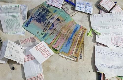 Kiên Giang: Bắt nghi can gần 70 tuổi thầu đề, buôn cả dụng cụ sử dụng ma túy đá