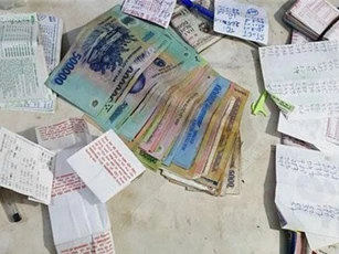 Kiên Giang: Bắt nghi can gần 70 tuổi thầu đề, buôn cả dụng cụ sử dụng ma túy đá