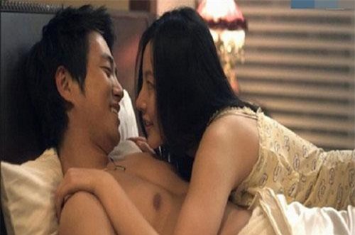 Thấy chồng và bồ vào nhà nghỉ, vợ tỉnh bơ nói: "Đây là chồng tôi, cô ngủ với anh ta thì phải trả tiền"