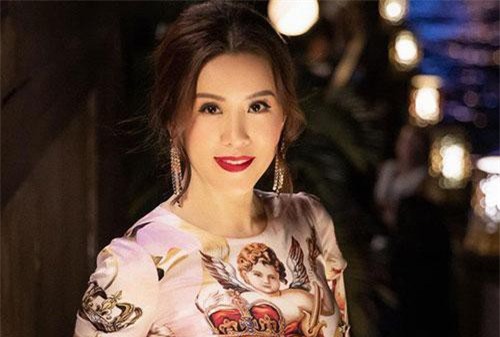 Hoa hậu Thu Hoài bất ngờ đăng đàn dằn mặt kẻ "chồng của bạn vẫn thản nhiên xáp lại"