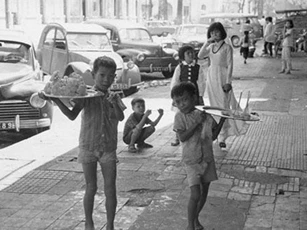 Đời thường Sài Gòn năm 1966 qua ảnh của Donald F. Harrison