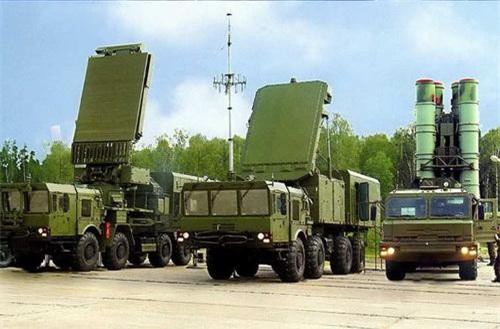 Vì sao Nga kiên quyết không tích hợp tên lửa 9M96 cho S-400?