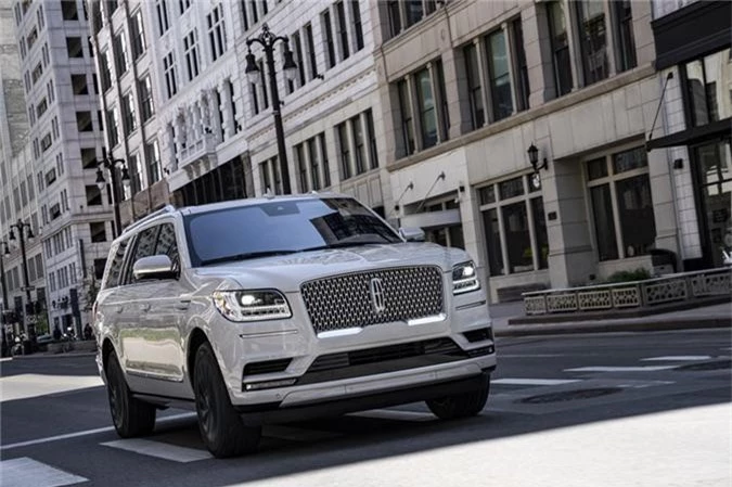 Lincoln Navigator thế hệ thứ 4 đã được cải tiến với một loạt các tính năng bổ sung cho phiên bản 2020.