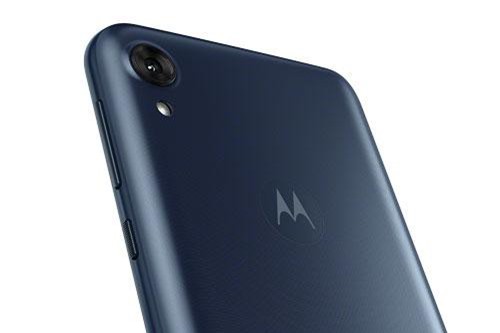 Cận cảnh Motorola Moto E6 vừa ra mắt, giá cực ‘mềm’