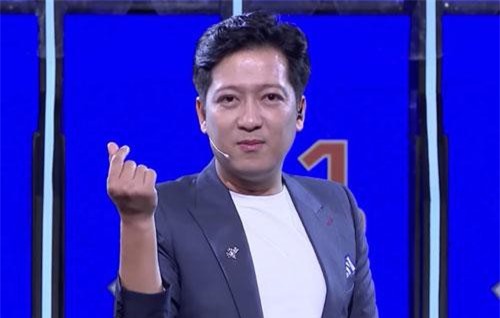 Trường Giang bất ngờ nhận mưa lời khen từ khán giả khi dẫn chương trình mới sau thời gian liên tục bị chê kém duyên