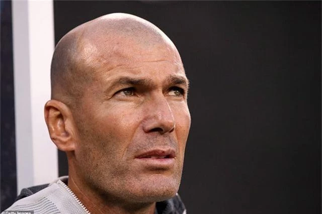 Real Madrid 3-7 Atletico: Nỗi thất vọng của HLV Zidane - 15