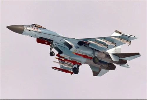 Trong cuộc đối đầu trên không diễn ra ngày 27/2 trên bầu trời đường phân giới LoC giữa Ấn Độ và Pakistan, tiêm kích MiG-21 mang theo tên lửa đối không R-77 đã bị chiến đấu cơ JF-17 của Pakistan bắn hạ.