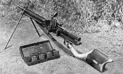 Theo đó,  súng máy Type 11 được ra đời dựa trên yêu cầu của Lục quân Nhật sau khi lực lượng này đối đầu với quân đội Nga Hoàng trong chiến tranh Nga - Nhật năm 1904. Nguồn ảnh: Pinterest.