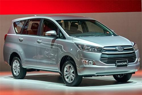 Toyota Innova giảm giá mạnh, cao nhất 60 triệu đồng