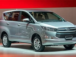 Toyota Innova giảm giá mạnh, cao nhất 60 triệu đồng
