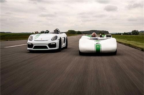 Chi tiết siêu xe Porsche hàng hiếm chỉ với 1 chỗ ngồi