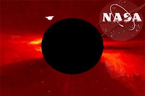 Kính viễn vọng của NASA chụp được ảnh UFO lớn nhất bay ra từ phía Mặt trời?
