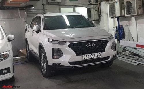 Santa Fe 2019 biển số tứ quý 9 ở Bình Thuận. Ảnh: AutoPro.