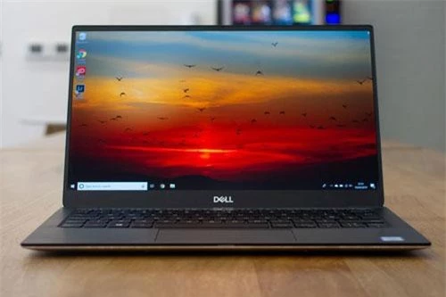 5. Dell XPS 13 2019 (giá từ 900 USD).