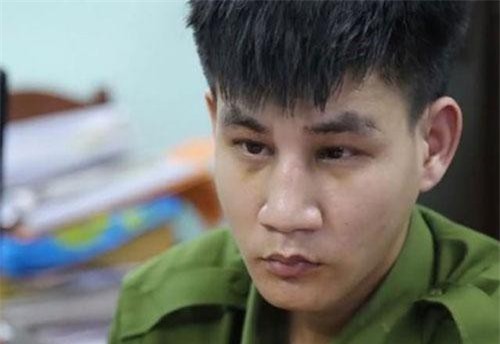 Đà Nẵng: Trộm quân phục, vào trụ sở công an hành nghề đạo chích