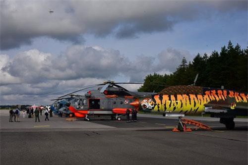 Lạ lùng “hàng khủng” của Hải quân Ba Lan đang đối đầu Nga