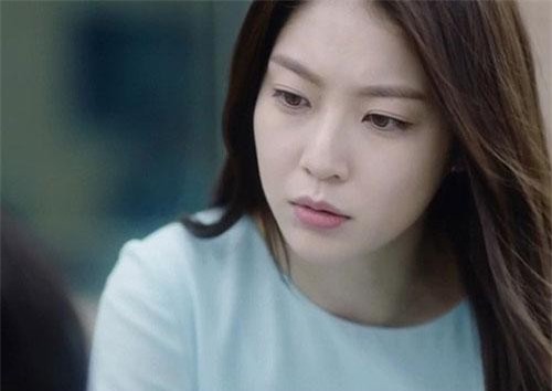 Con dâu đưa trai lạ về phòng, tôi nổi khùng lên gọi điện cho con trai và nhận được câu trả lời sốc thực sự