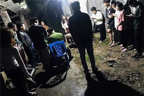 Nghệ An: Bị đâm chết khi nói chuyện với bố vợ cũ