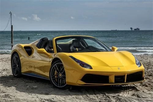 1. Ferrari 488 Spider.