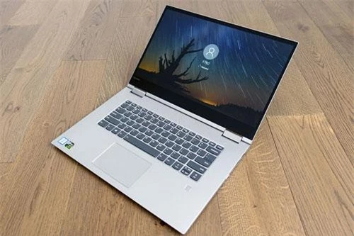 10. Lenovo Yoga 730 (giá từ 730 USD).