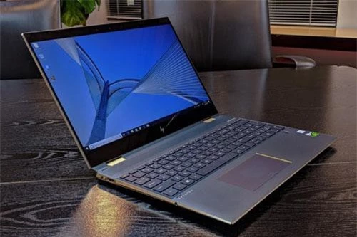 2. HP Spectre x360 13 inch 2019 (giá từ 1.210 USD).