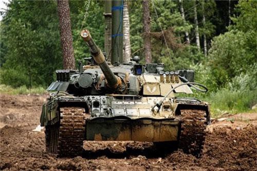 Nặng 42-46 tấn, “xe tăng bay” T-80 Nga vượt sông thế nào?