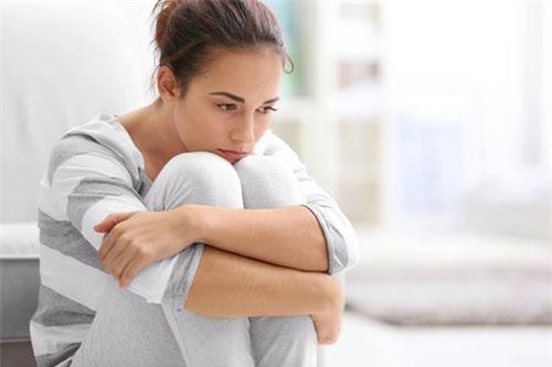 Cầm 300 triệu đến cho mẹ chồng vay, nhưng biết sự thật kinh người của bà và con trai, tôi lập tức cầm tiền quay về lo thân mình trước