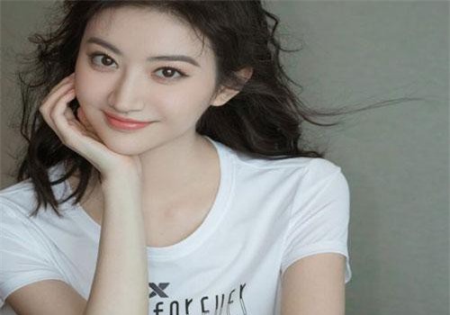 Tháng 7 âm đen với ai thì đen, riêng 3 con giáp này chỉ có đỏ, tài vận thăng hoa sung túc