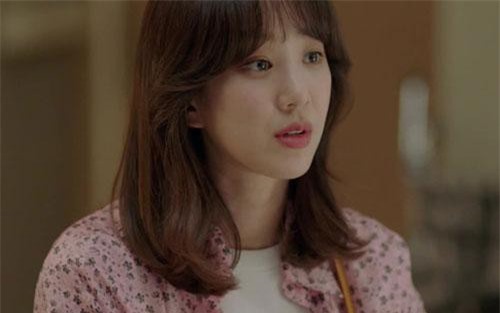 Chồng sắp cưới kì kèo chuyện sính lễ, vợ trẻ chốt 1 câu chắc nịch khiến anh 'đứng hình'