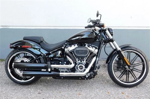 2. Harley-Davidson Breakout 114 2019 (giá khởi điểm: 20.449 euro).